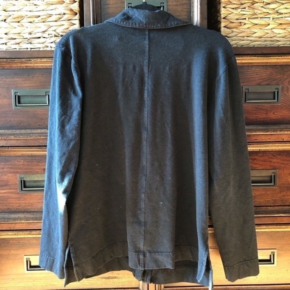 Liz Claiborne black button down shacket in size L - Picture 3 of 5